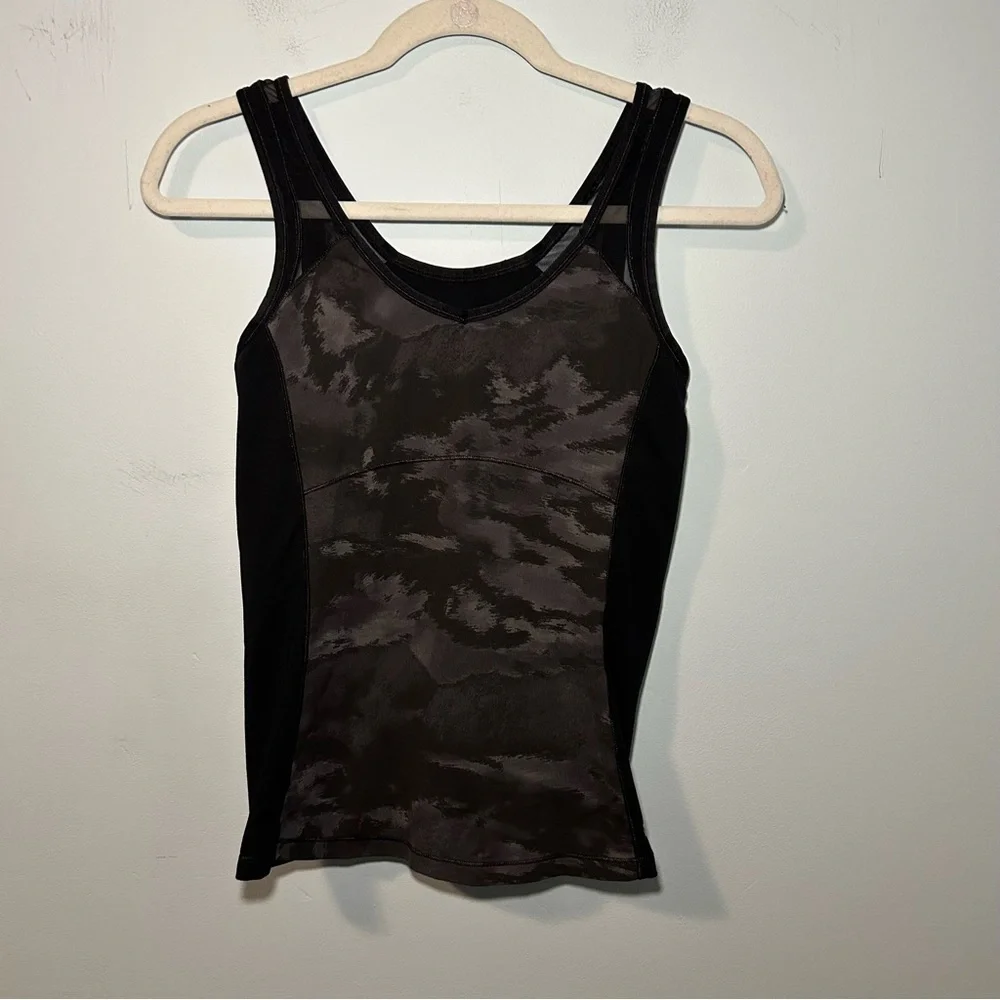 Alo Yoga Black & Gray Camo Athletic Tank Top Size Small